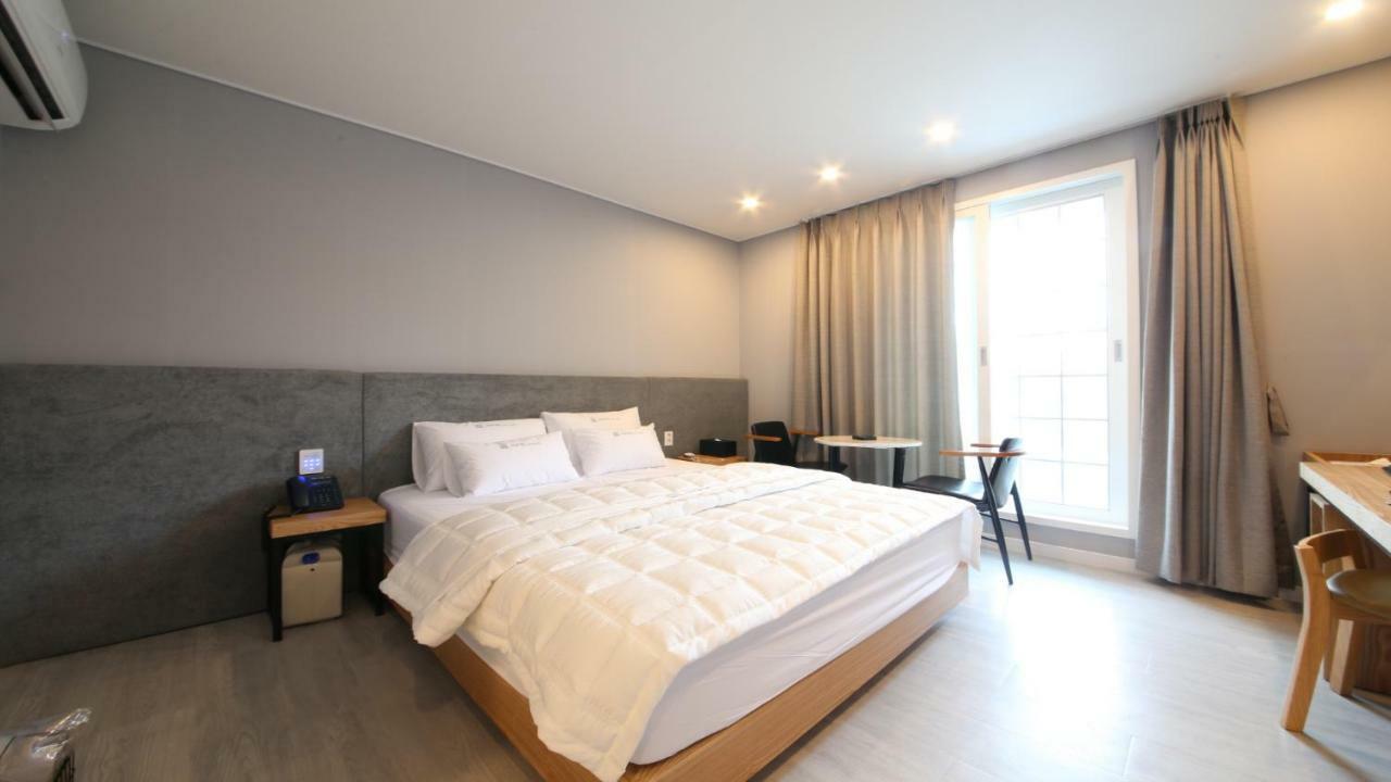 بوهانغ Hotel Palace المظهر الخارجي الصورة